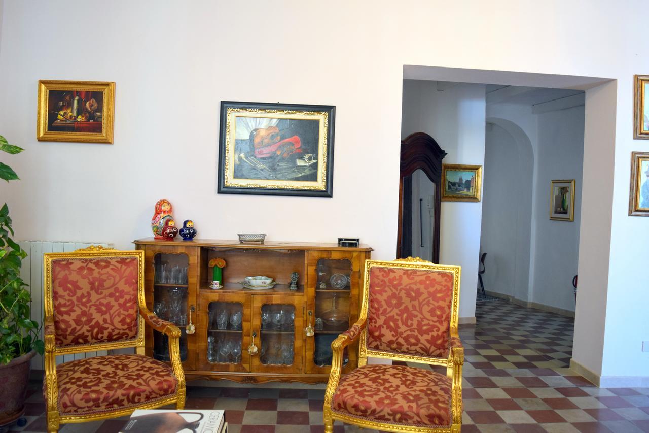 Eleonora Room & Breakfast Oristano Eksteriør bilde