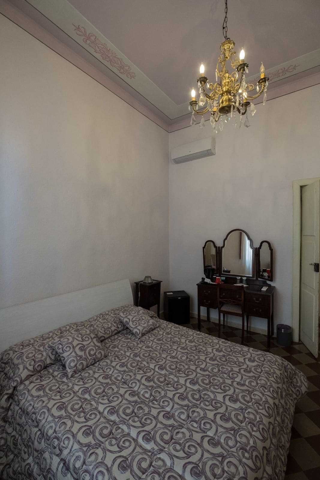 Eleonora Room & Breakfast Oristano Eksteriør bilde
